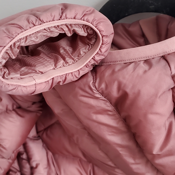 Arc'teryx Pink Jacket - Picture 9 of 12